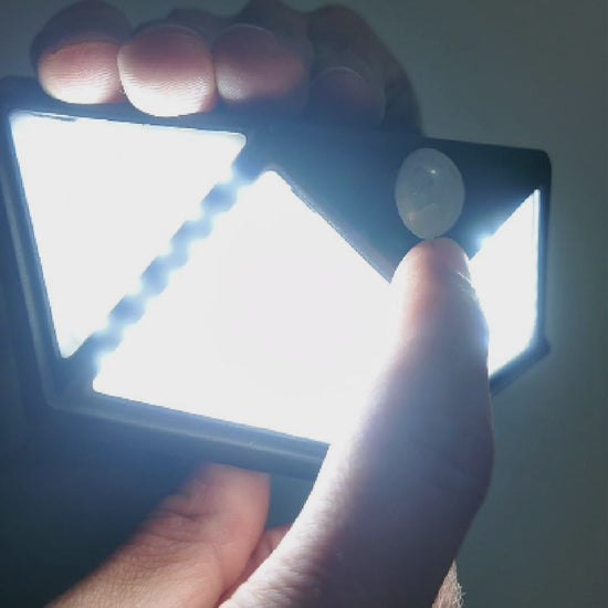 Luz Solar LED con Sensor de Movimiento  100 LEDs, Resistente al Agua 